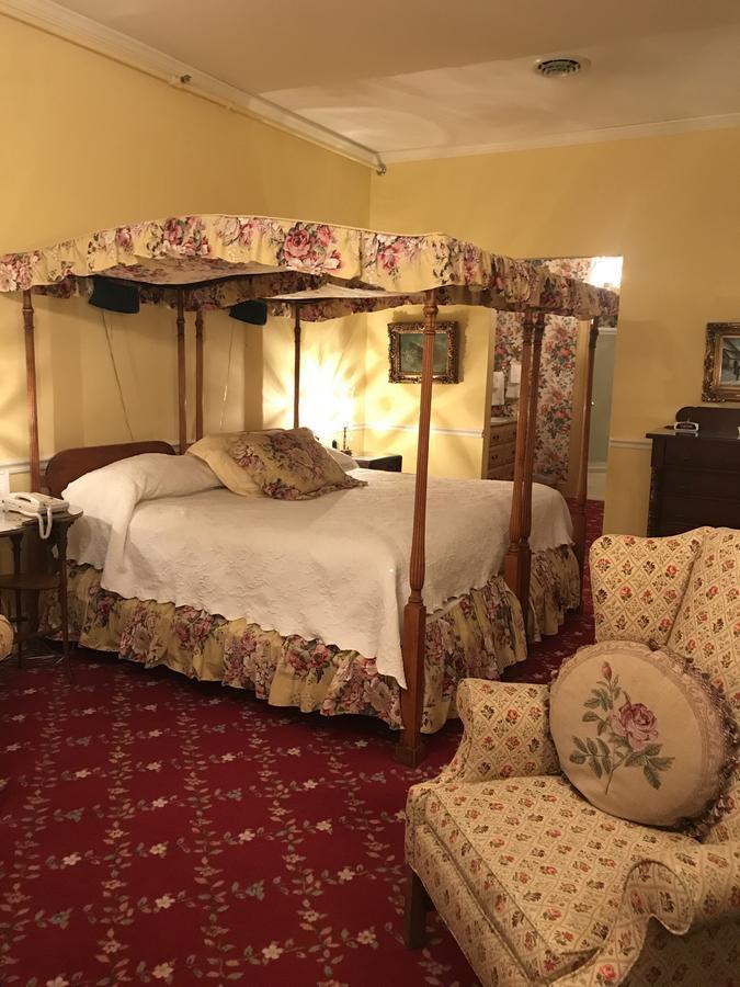 1896 House Country Inn - Barnside Inn Williamstown Dış mekan fotoğraf